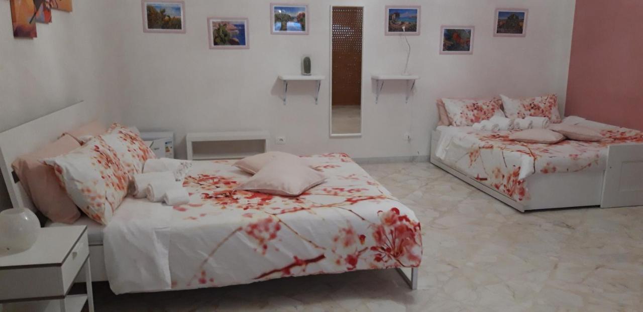 L'Opera Dei Pupi B&B อาโวลา ภายนอก รูปภาพ
