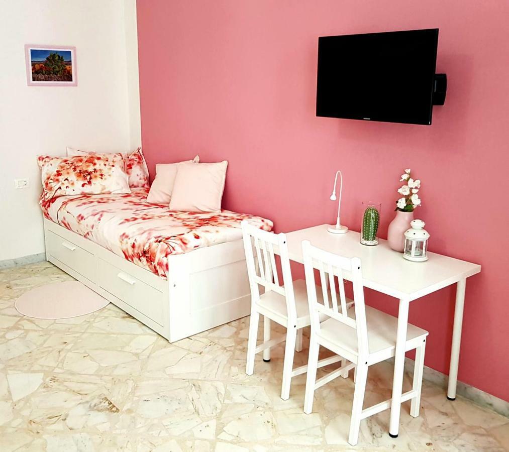 L'Opera Dei Pupi B&B อาโวลา ภายนอก รูปภาพ