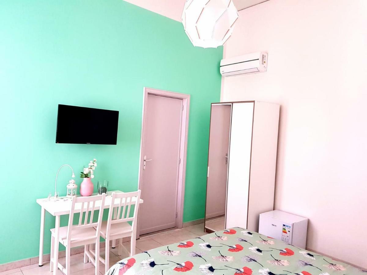 L'Opera Dei Pupi B&B อาโวลา ภายนอก รูปภาพ